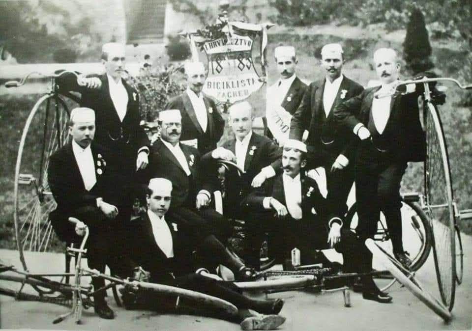 Biciklisti Hrvatskog Sokola 1890. godine